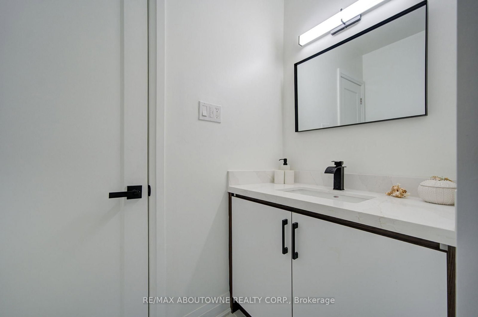 30 Dale Avenue • Hamilton, ON photo 42