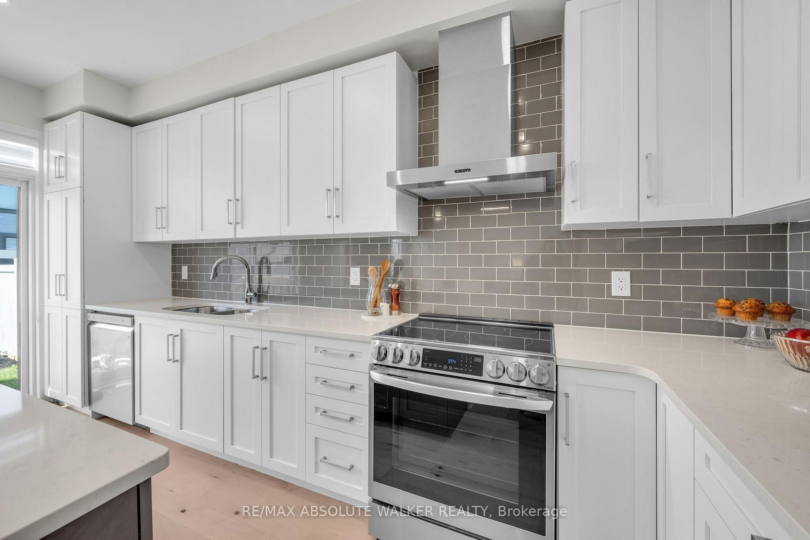 728 Perseus Avenue • Ottawa, ON photo 12