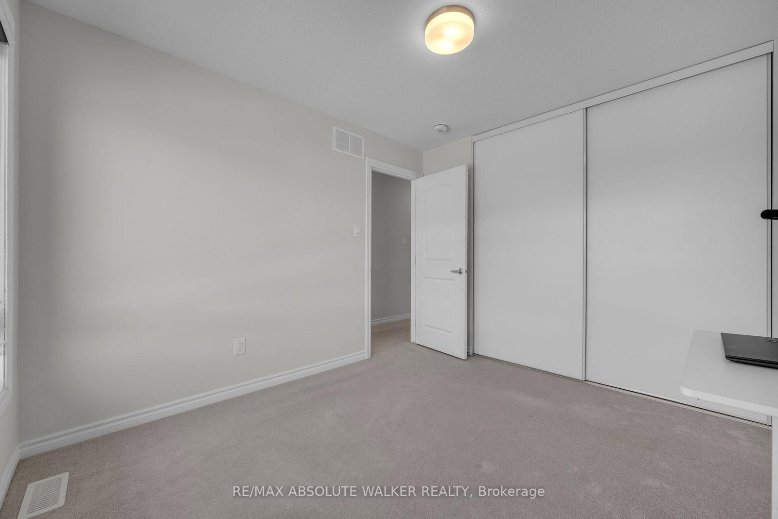 728 Perseus Avenue • Ottawa, ON photo 25