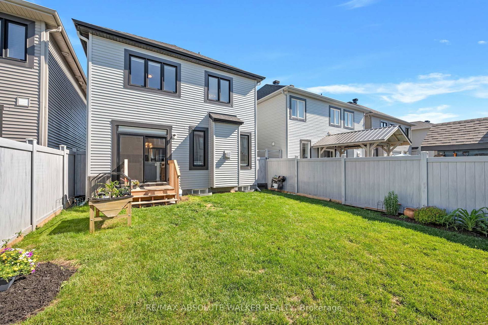 728 Perseus Avenue • Ottawa, ON photo 33