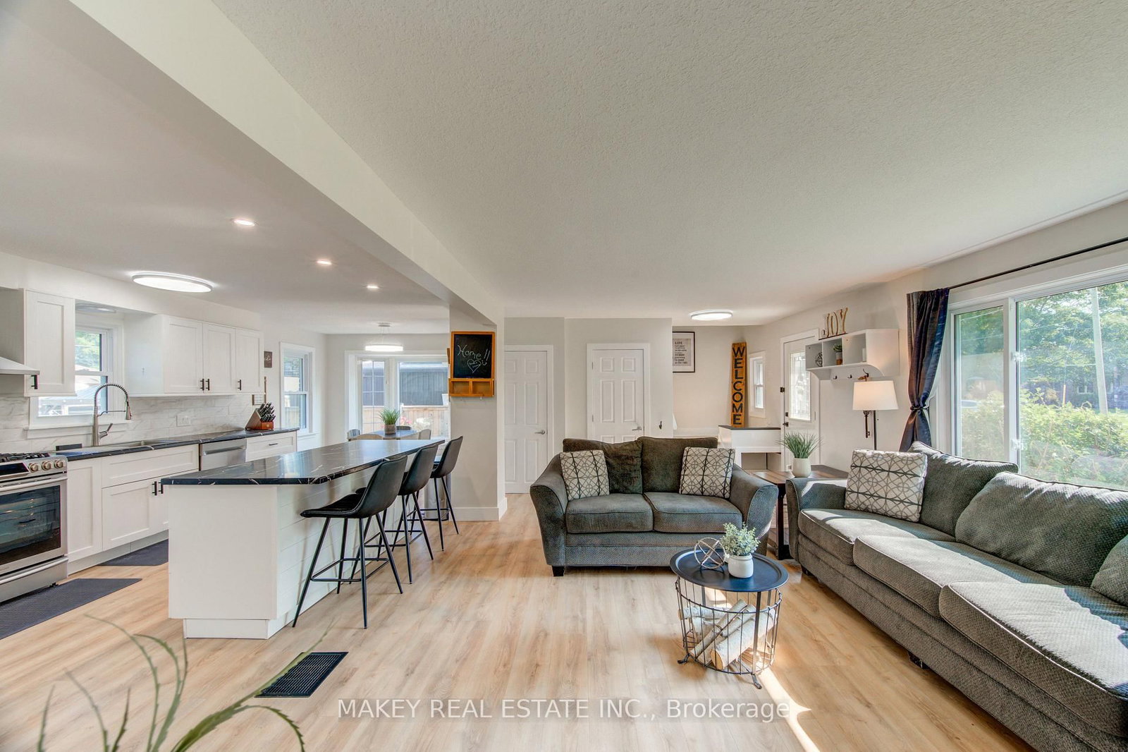 115 Fairview Crescent • Woodstock, ON photo 7