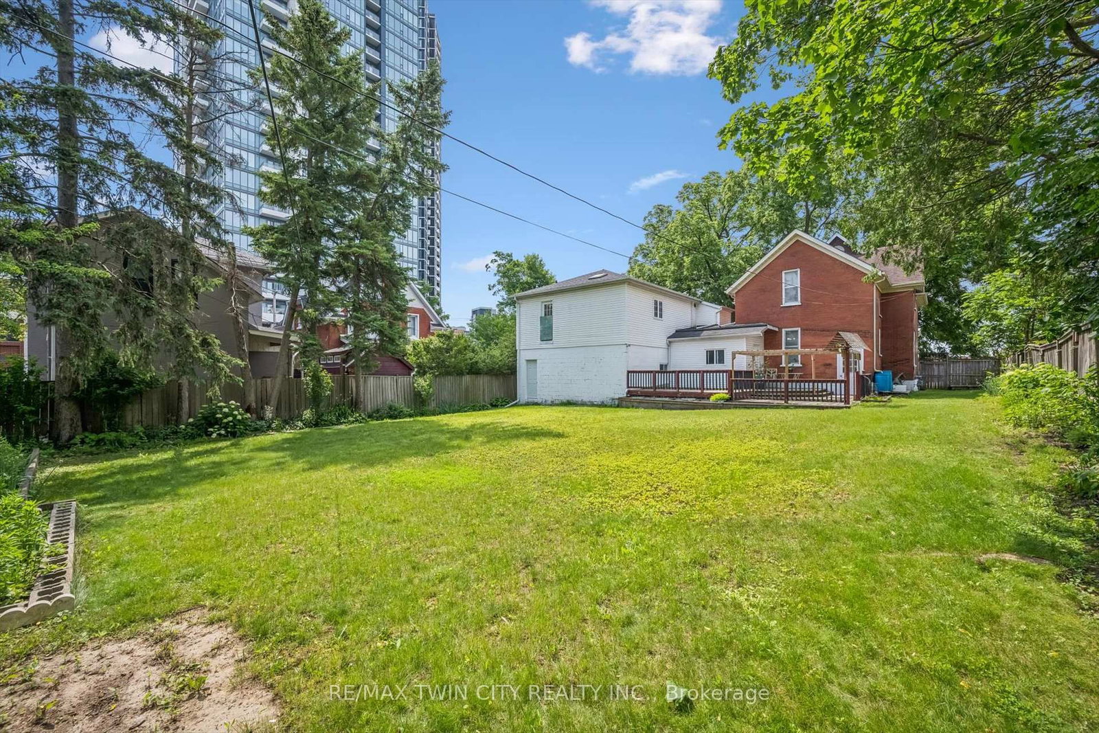 44 Walter Street • Kitchener, ON photo 40