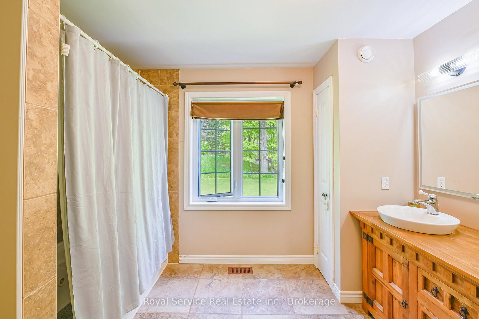 2701 11 th E Line • Trent Hills, ON photo 15