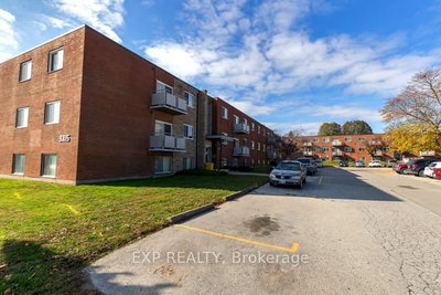 Semi-Detached House for lease at 3815 Portage Road, Niagara Falls, Ontario, L2J 2L1 - Stamford - MLS: X13654928