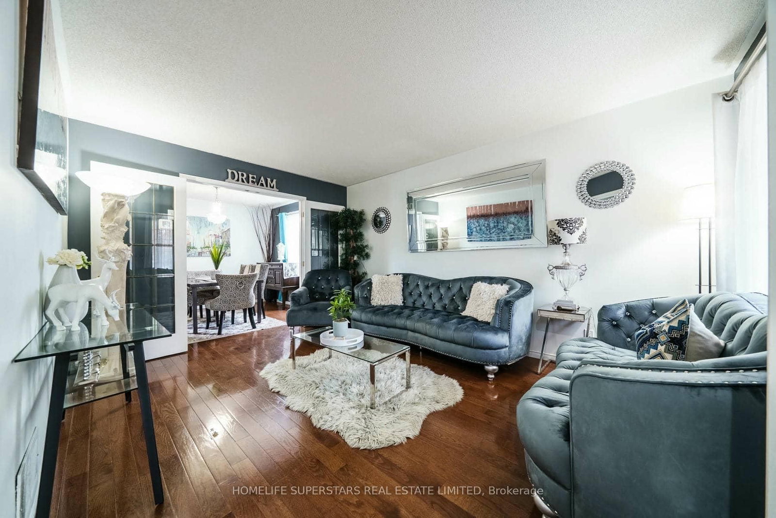 61 Lawnhurst Drive • Hamilton, ON photo 8