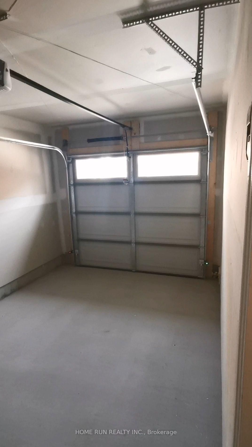 312 Parallax Private • Ottawa, ON photo 20