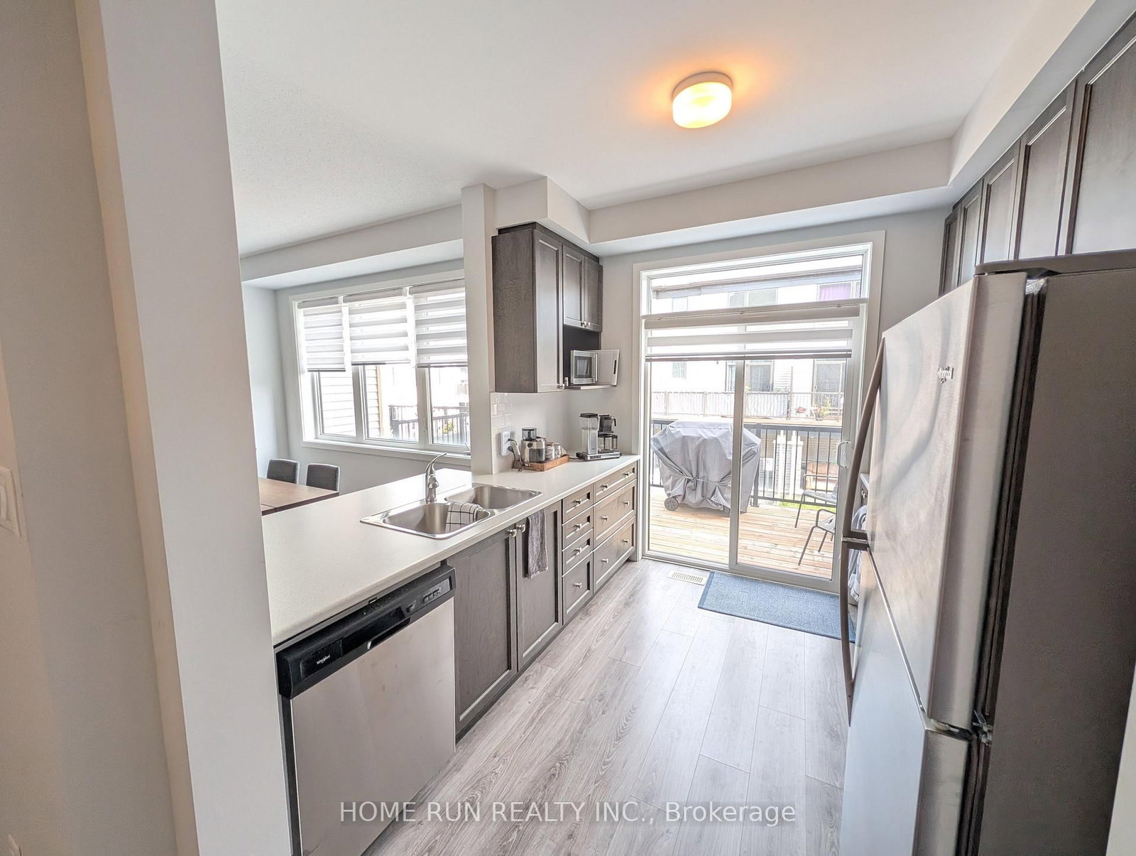 312 Parallax Private • Ottawa, ON photo 4