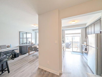 312 Parallax Private • Ottawa, ON photo 6