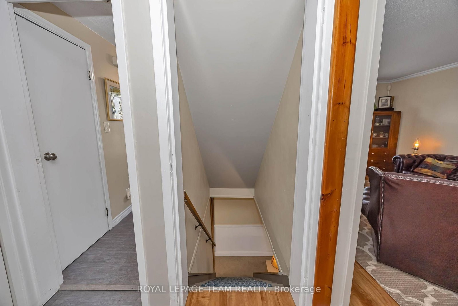 1516 Beaverpond Drive • #F • Ottawa, ON photo 30