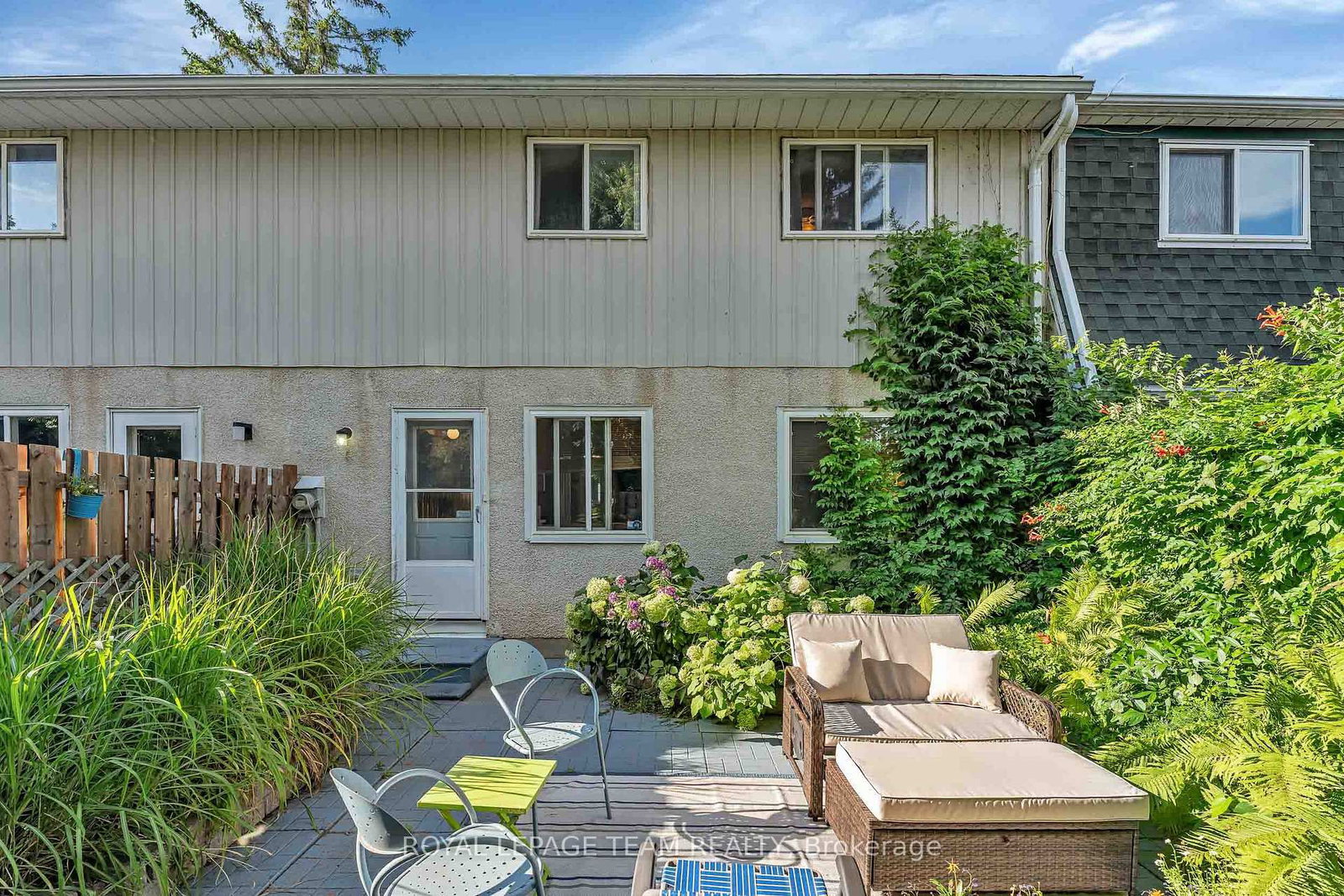 1516 Beaverpond Drive • #F • Ottawa, ON photo 38