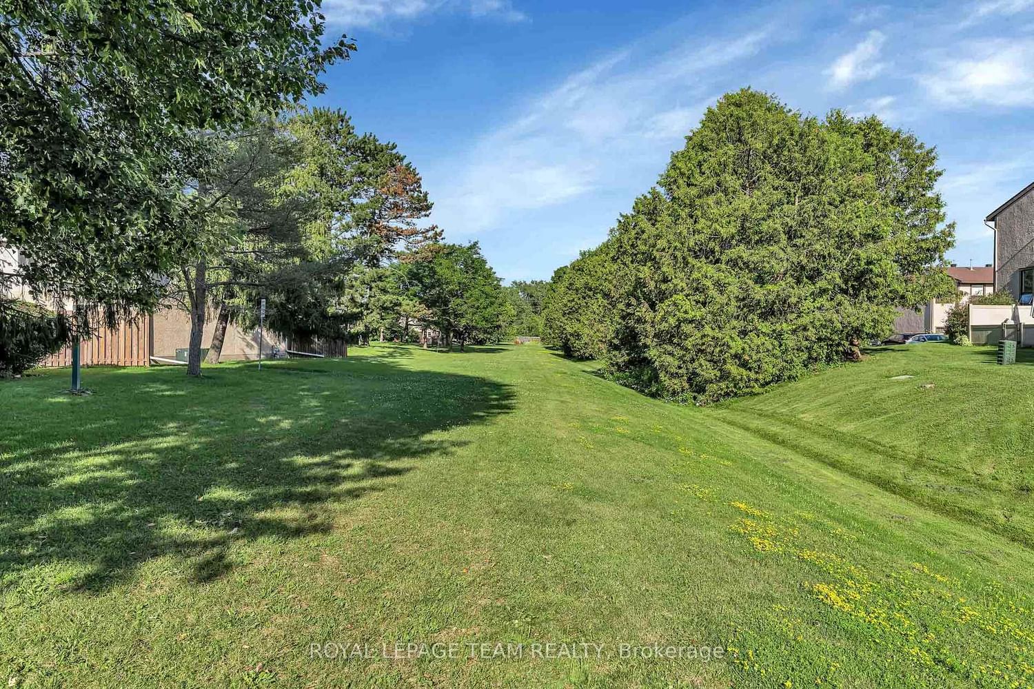 1516 Beaverpond Drive • #F • Ottawa, ON photo 43