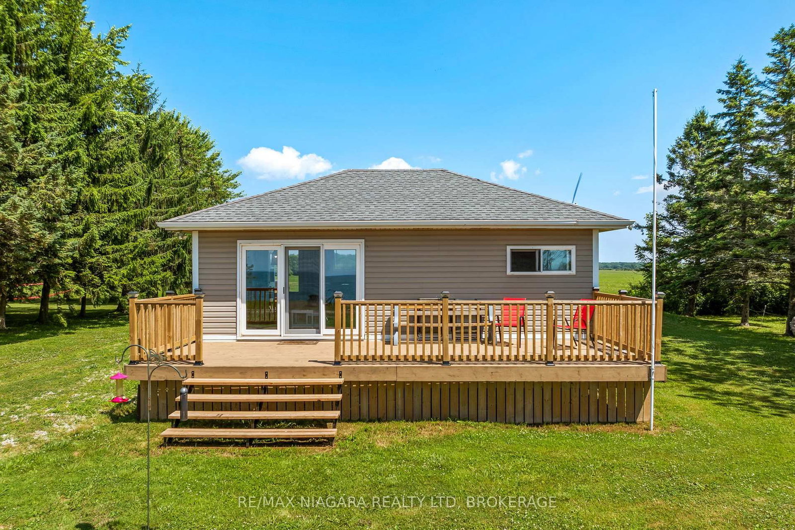 45 Erie Heights Line • Haldimand, ON photo 3