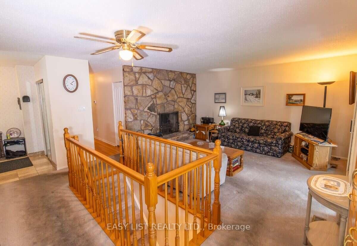 1999 Garfield Avenue • Ottawa, ON photo 10