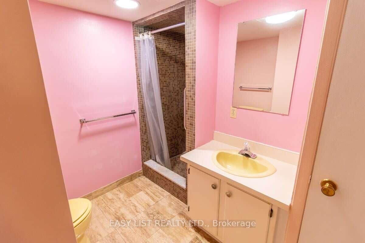 1999 Garfield Avenue • Ottawa, ON photo 20