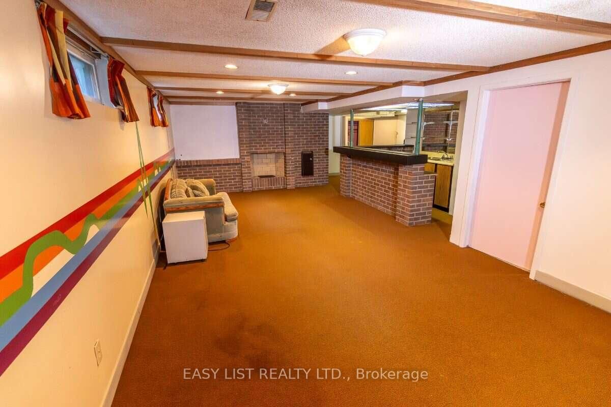 1999 Garfield Avenue • Ottawa, ON photo 23