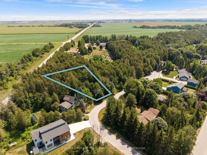 LT 17 PL 594 Courtney Court