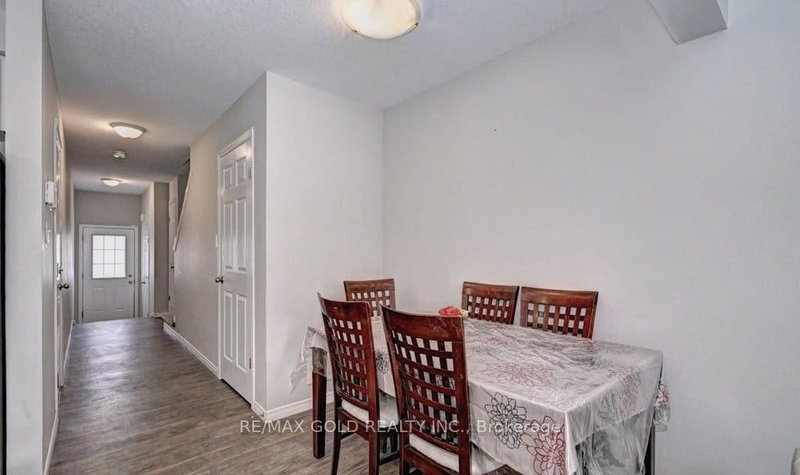35 - 50 Pinnacle Drive