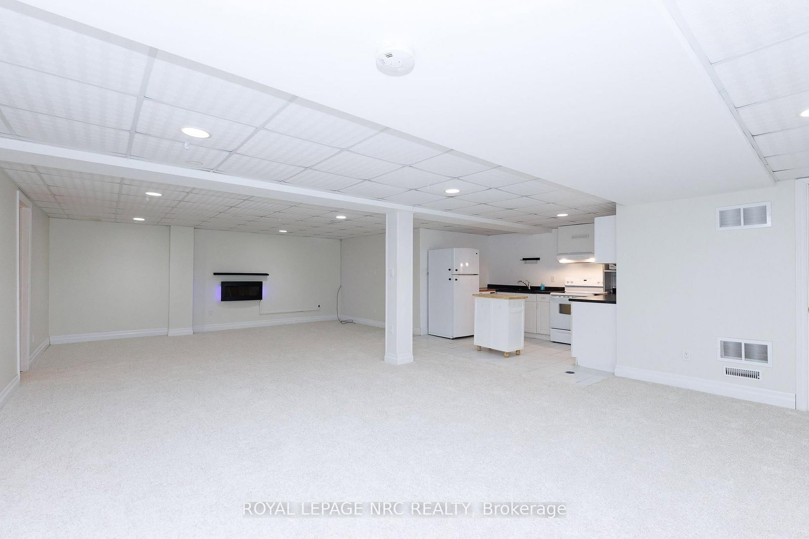 7030 HAROVICS Lane • Niagara Falls, ON photo 39