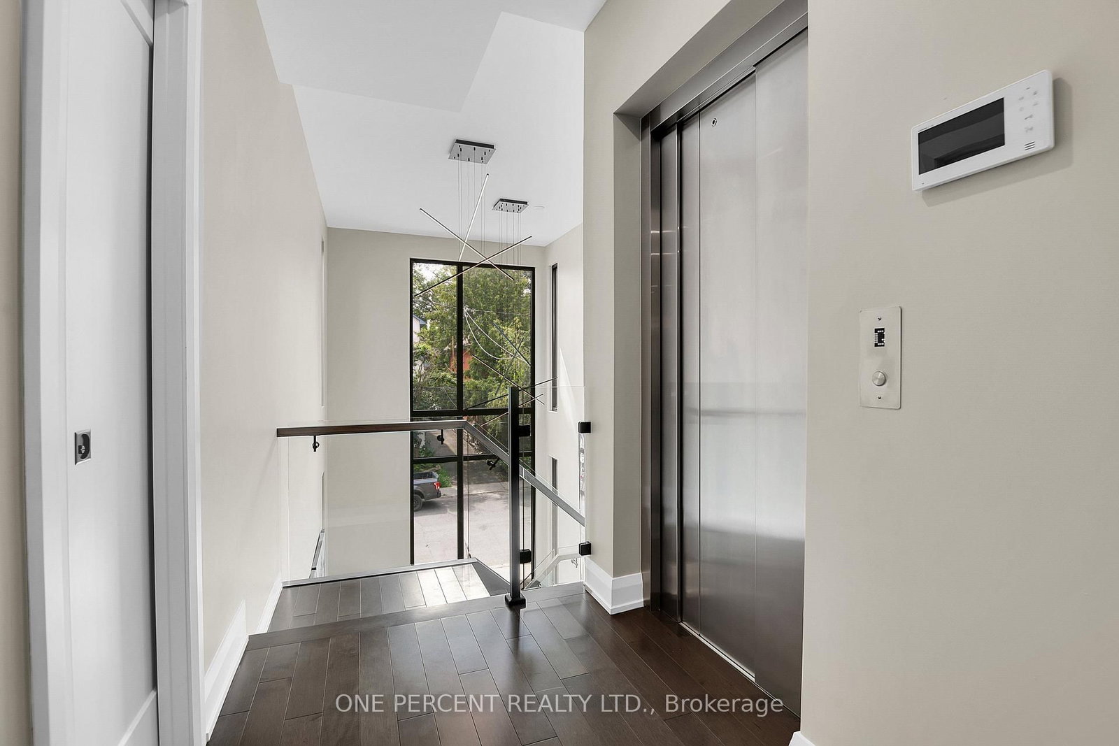 41 Second Avenue • Ottawa, ON photo 12