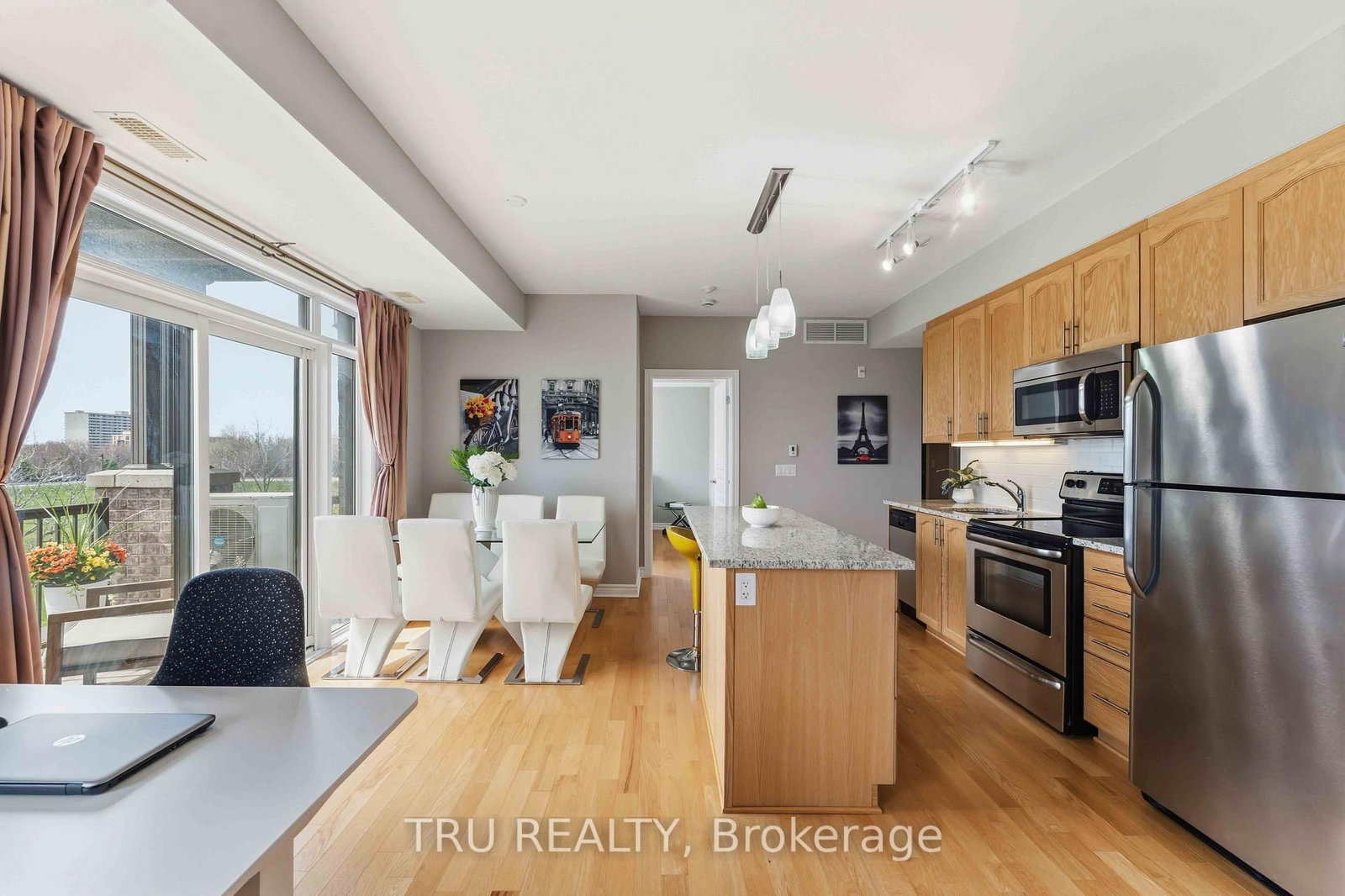 755 Beauparc Private • #301 • Ottawa, ON photo 17