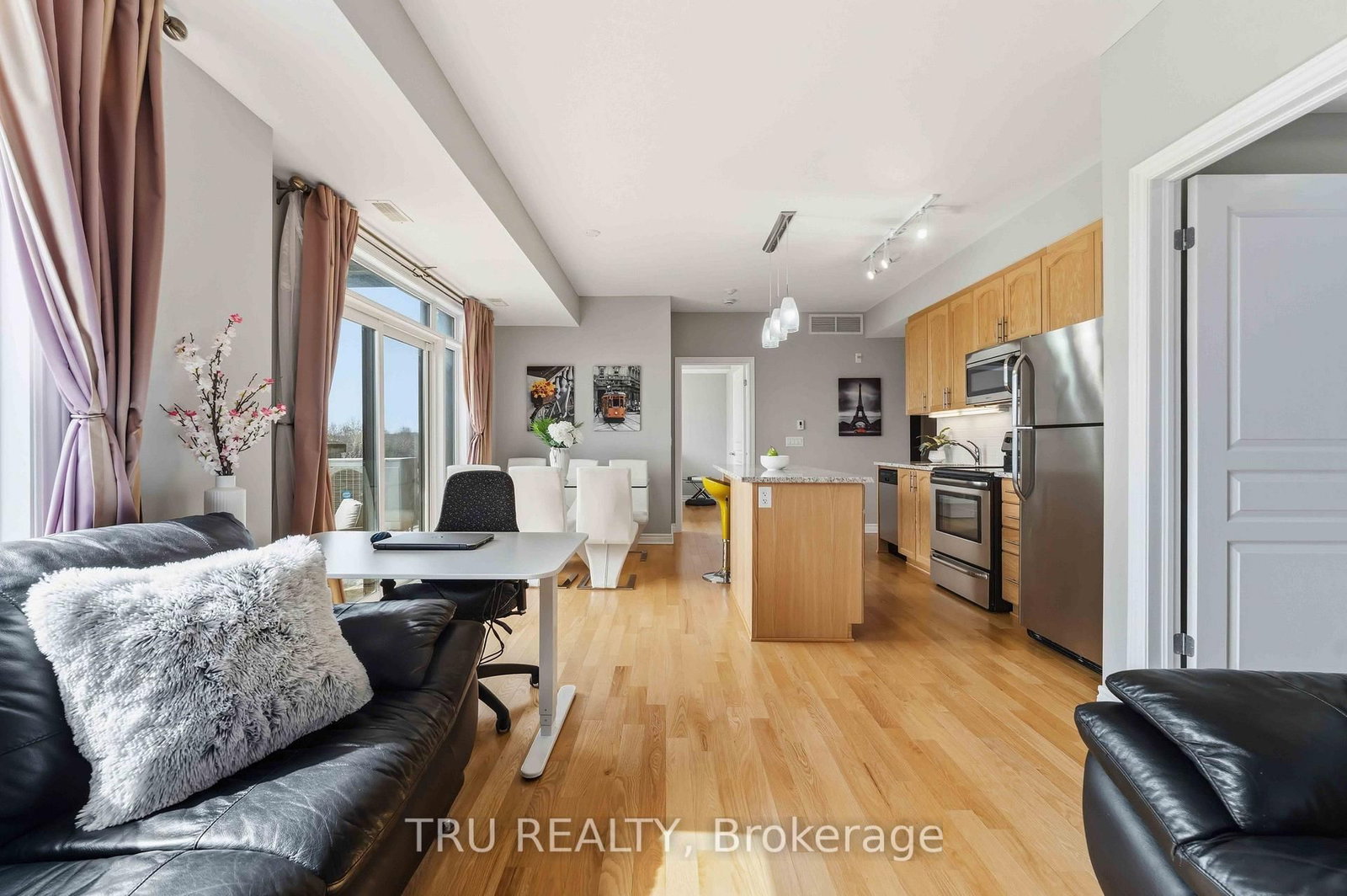 755 Beauparc Private • #301 • Ottawa, ON photo 20