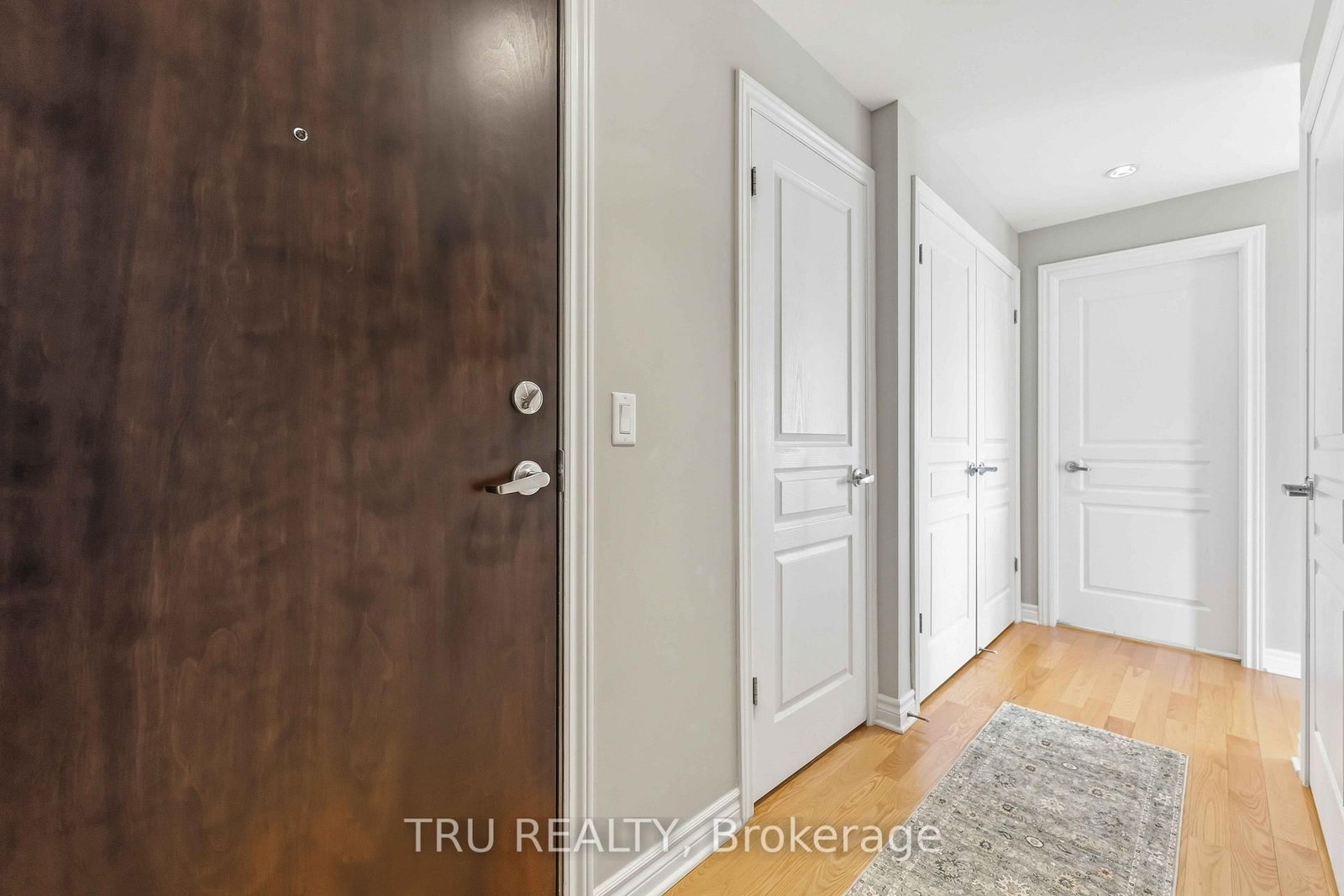 755 Beauparc Private • #301 • Ottawa, ON photo 5