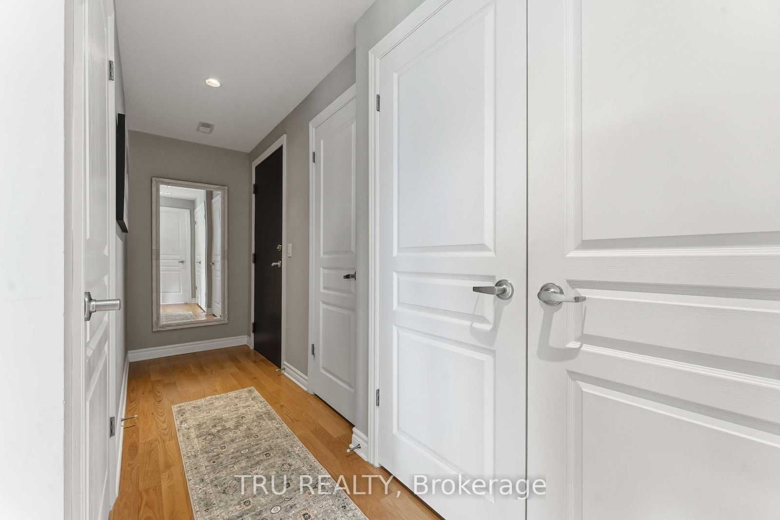 755 Beauparc Private • #301 • Ottawa, ON photo 6