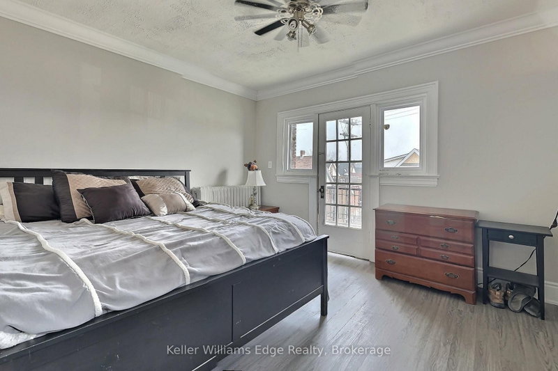 5 - 8 Tisdale Street S