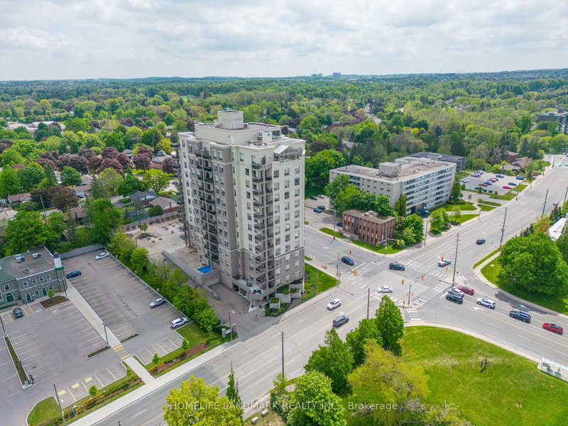 405 - 223 ERB Street W