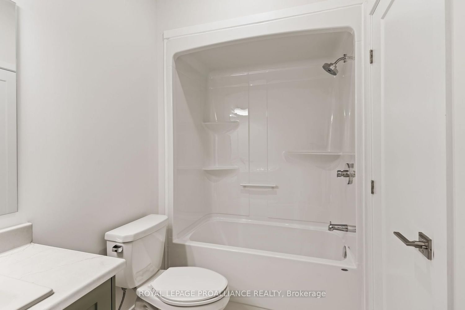 1086 Moore Street • Brockville, ON photo 18