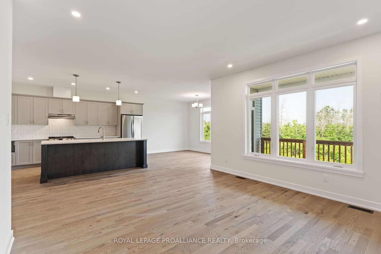 1086 Moore Street • Brockville, ON photo 36