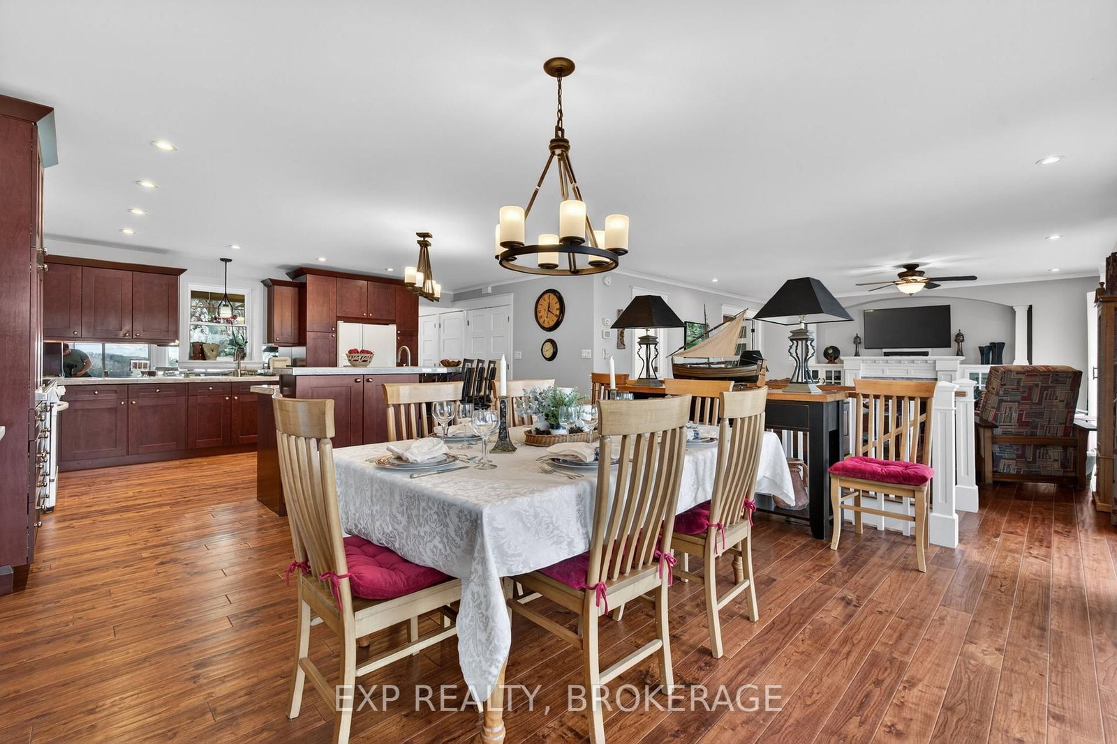 59 KERRY POINT Road • Leeds and the Thousand Islands, ON photo 13