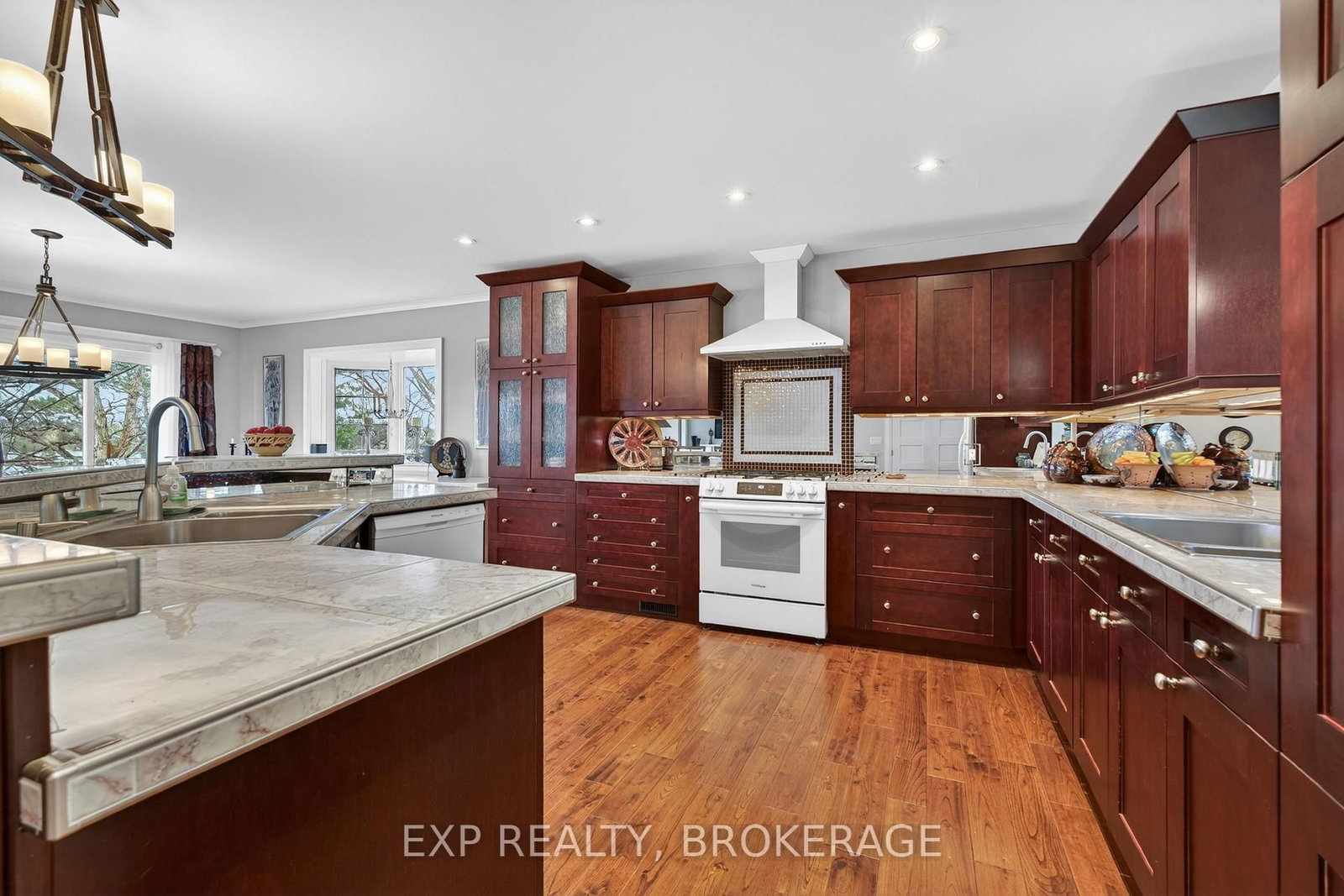 59 KERRY POINT Road • Leeds and the Thousand Islands, ON photo 8