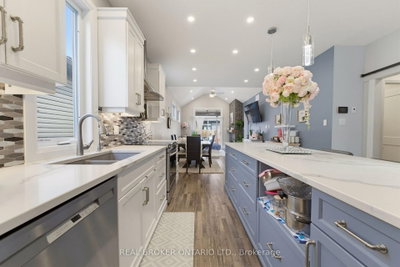 98 Woodberry Crescent • Woolwich, ON photo 6