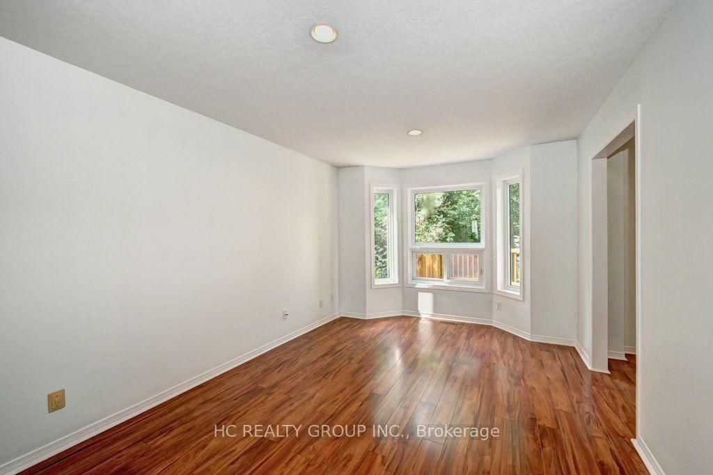 271 Resurrection Drive • Kitchener, ON photo 11