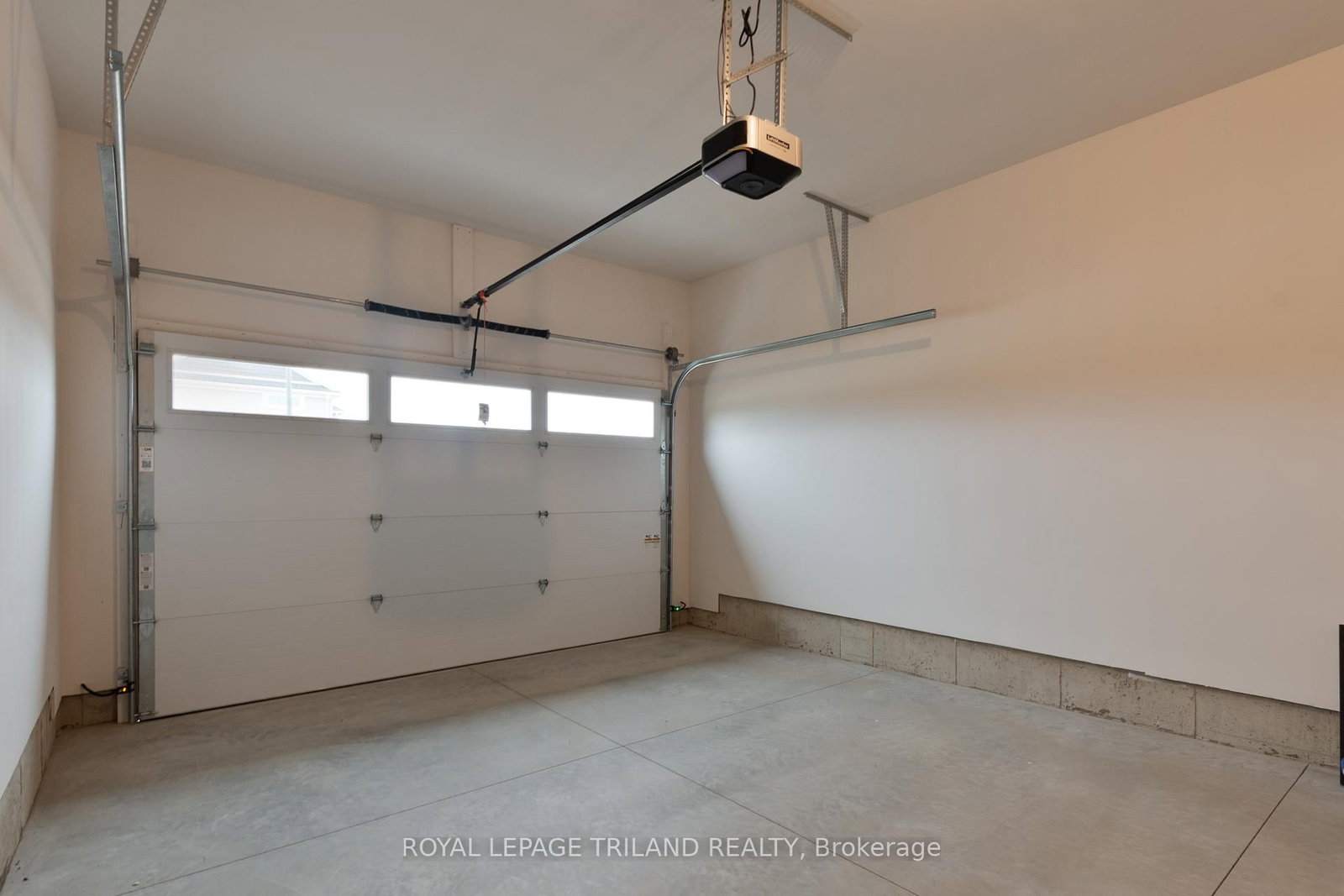 71 HARROW Lane • St. Thomas, ON photo 21