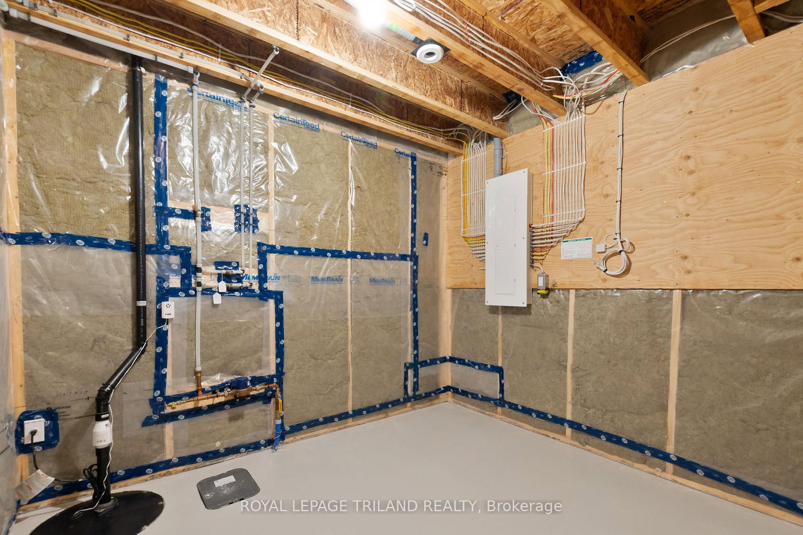 71 HARROW Lane • St. Thomas, ON photo 22