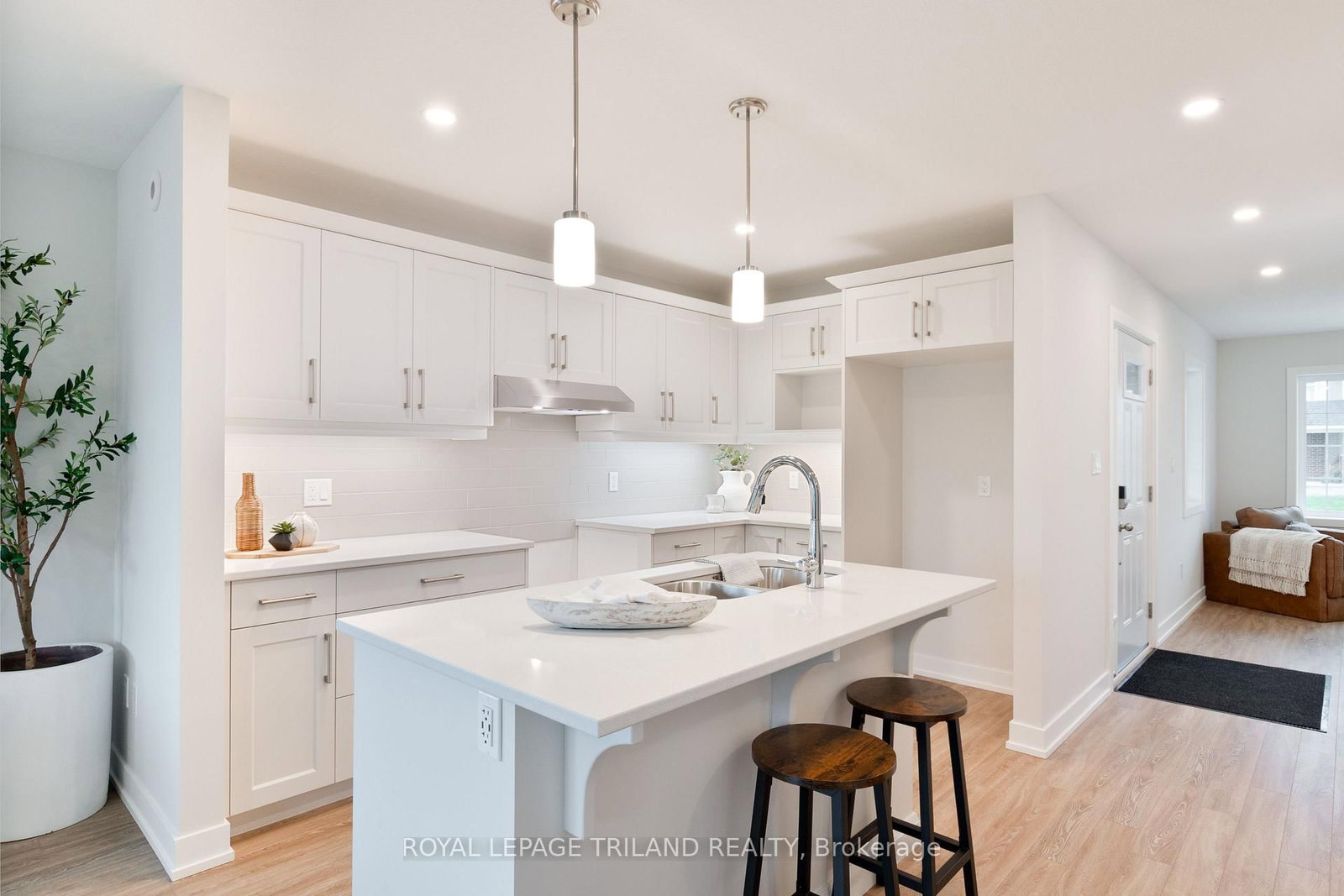 71 HARROW Lane • St. Thomas, ON photo 4