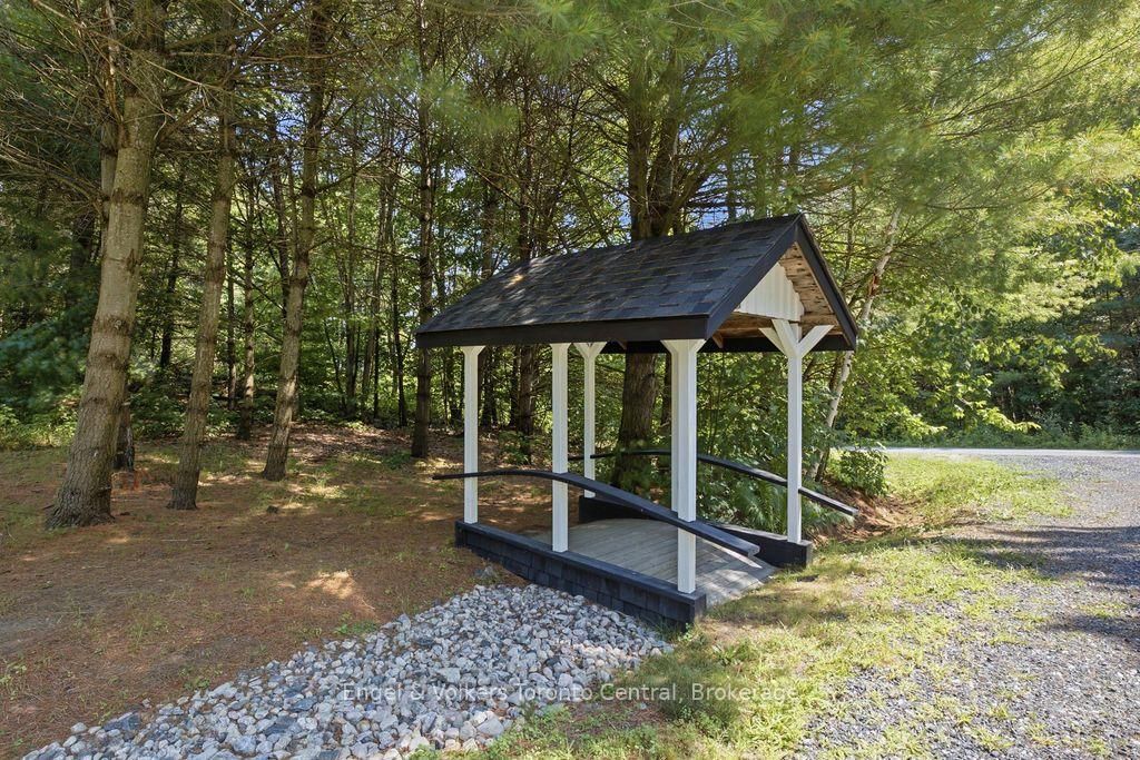 8 Bartlett Drive • Seguin, ON photo 28