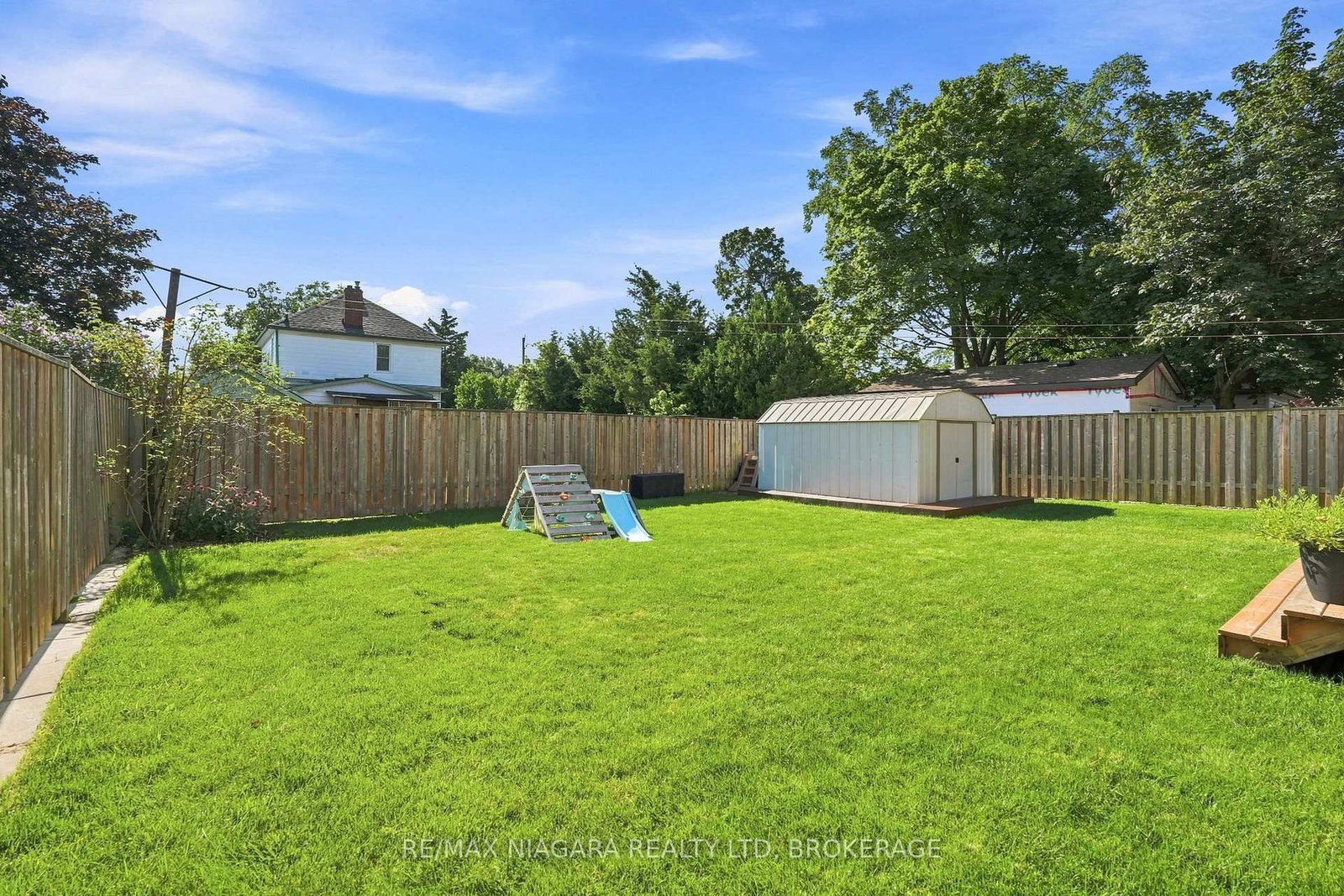 Listing Image 35
