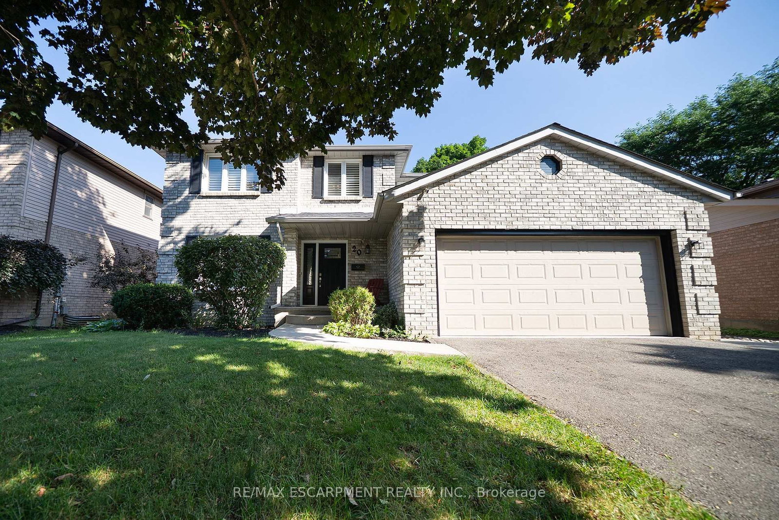 20 Hogarth Road • Brantford, ON photo 1