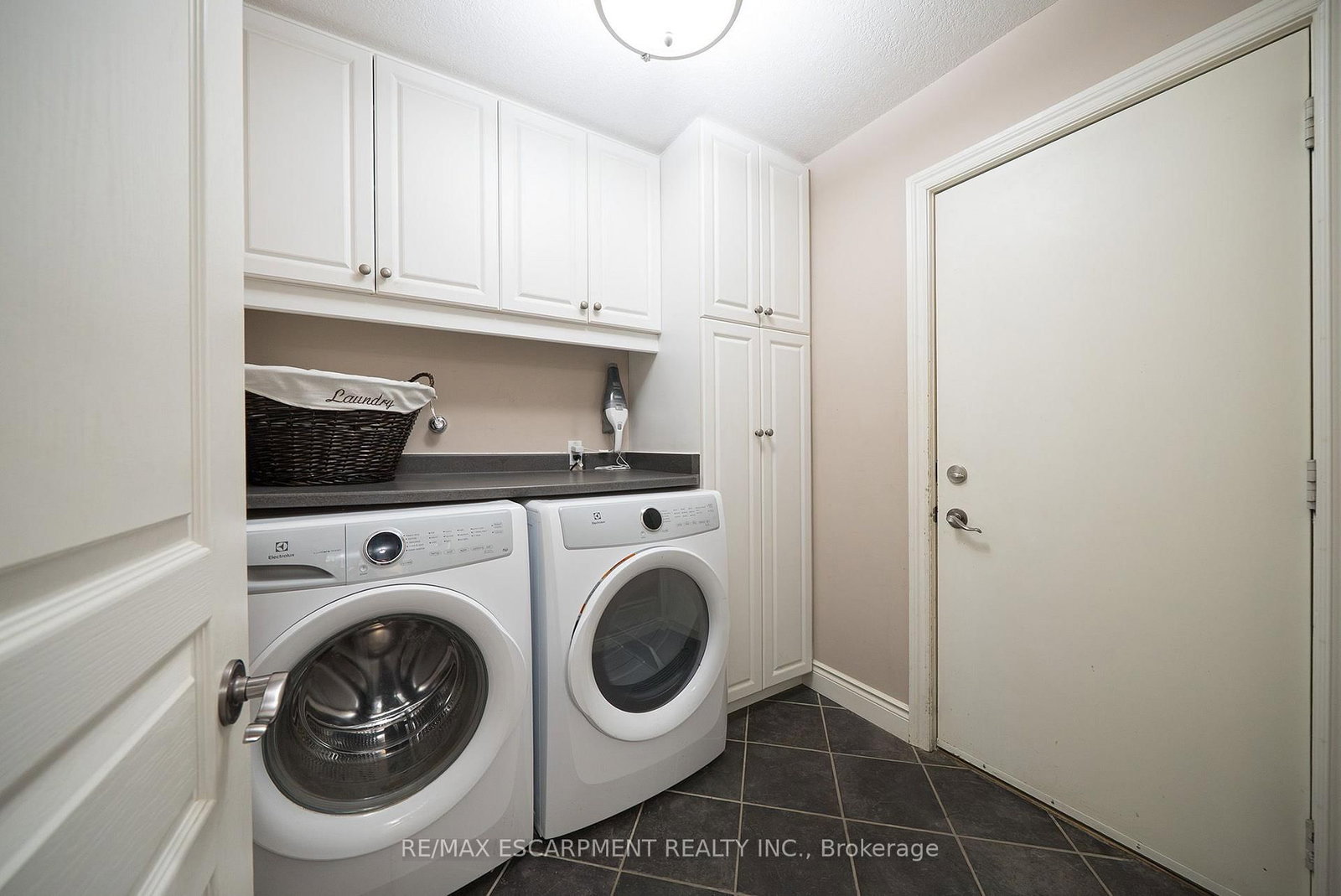 20 Hogarth Road • Brantford, ON photo 18