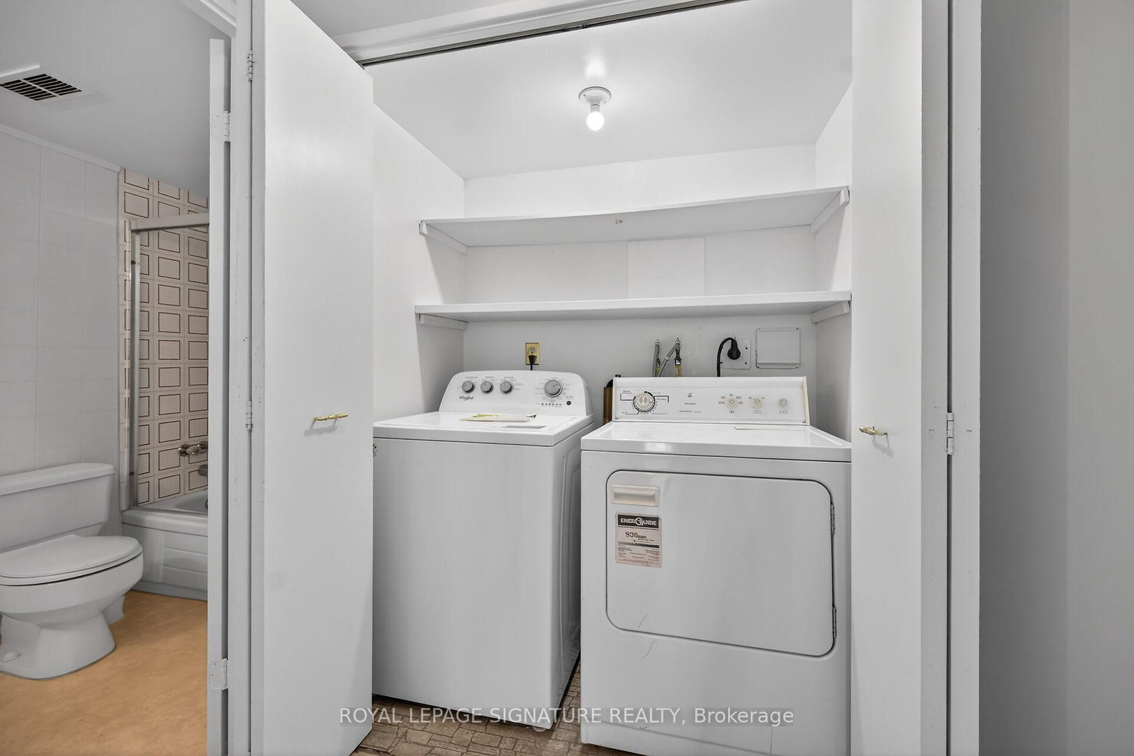301 Frances Avenue • #907 • Hamilton, ON photo 24
