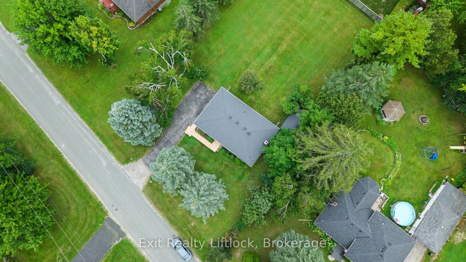 745 Baltic Drive • Selwyn, ON photo 20