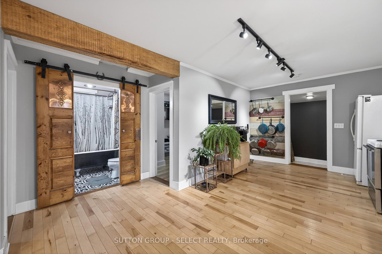 152 Elm Street • West Elgin, ON photo 12
