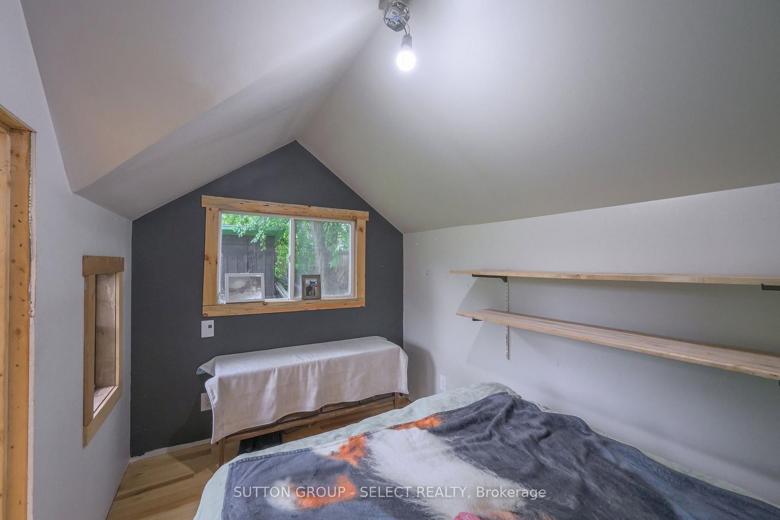 152 Elm Street • West Elgin, ON photo 18