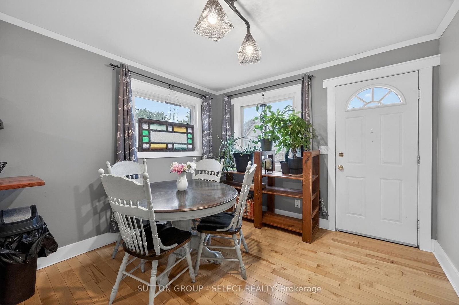 152 Elm Street • West Elgin, ON photo 8