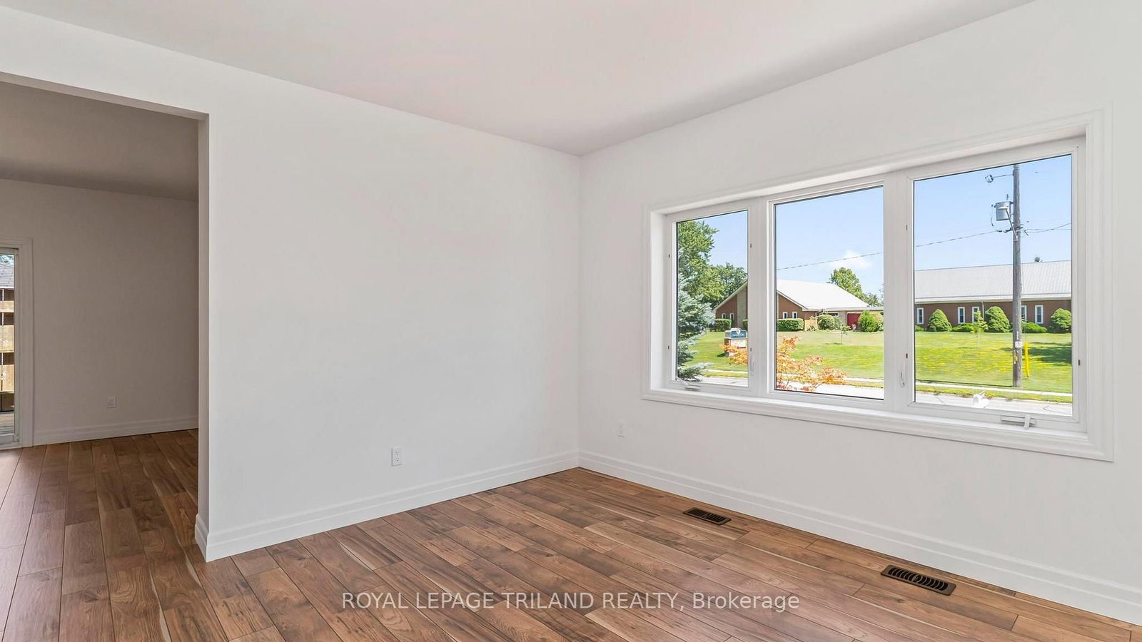 114 FAIRVIEW Avenue • St. Thomas, ON photo 12