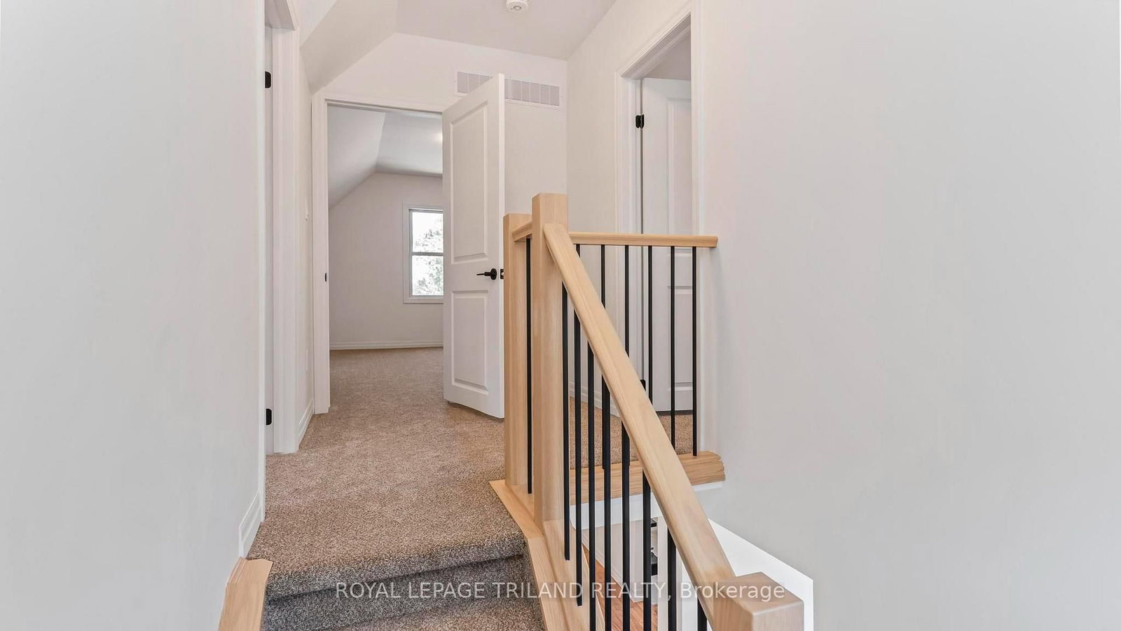 114 FAIRVIEW Avenue • St. Thomas, ON photo 24