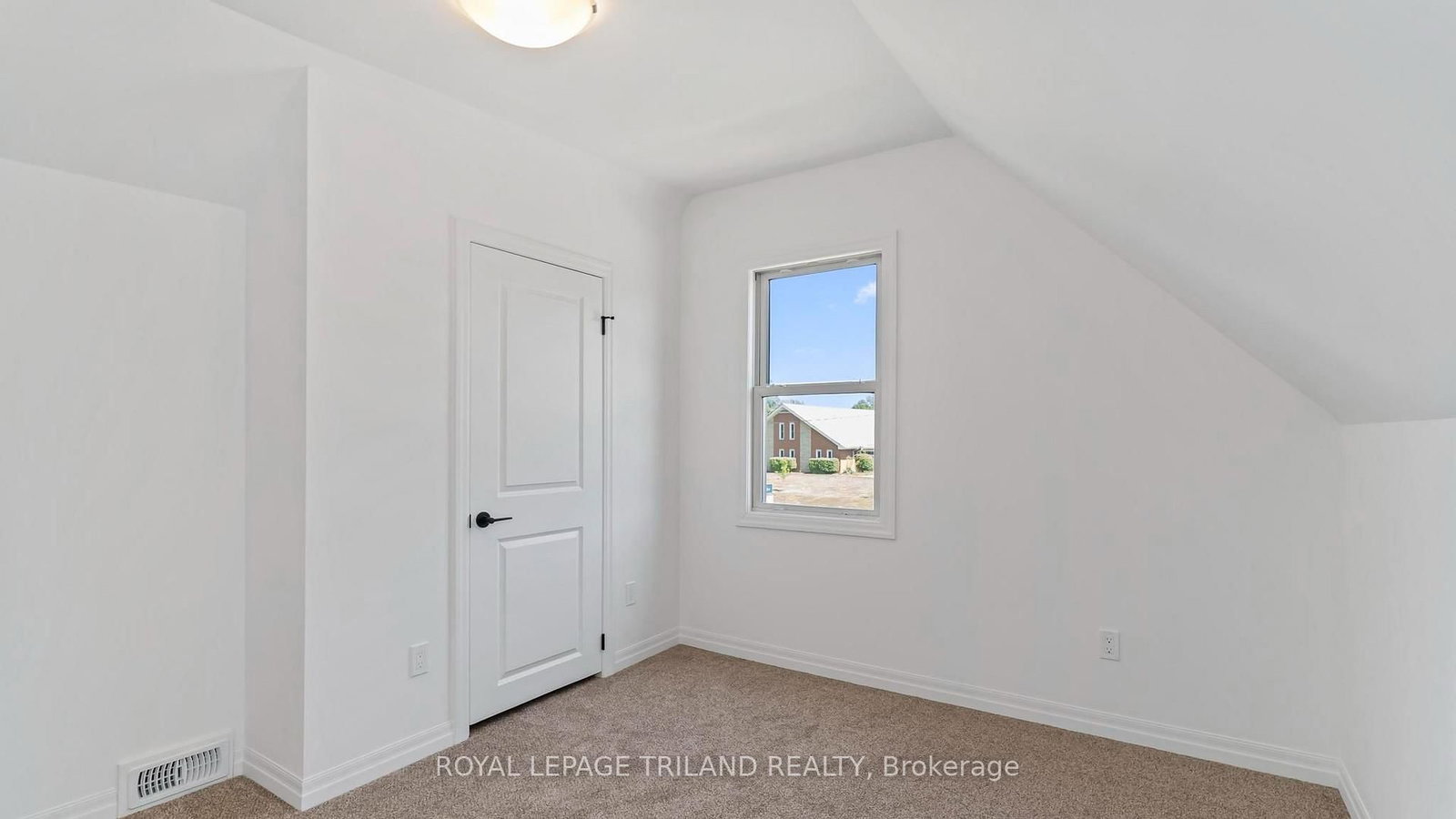 114 FAIRVIEW Avenue • St. Thomas, ON photo 29